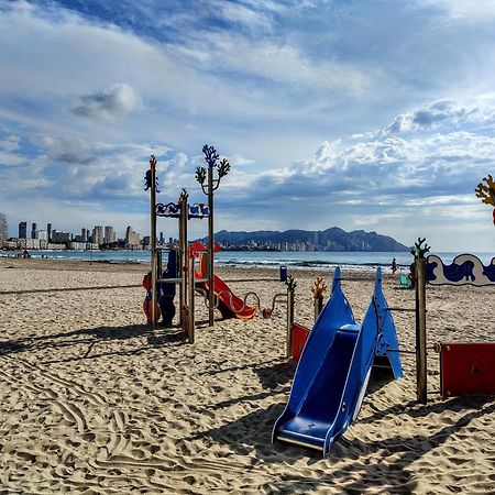 Esmeralda Sea Front Apartment بينايدورم المظهر الخارجي الصورة