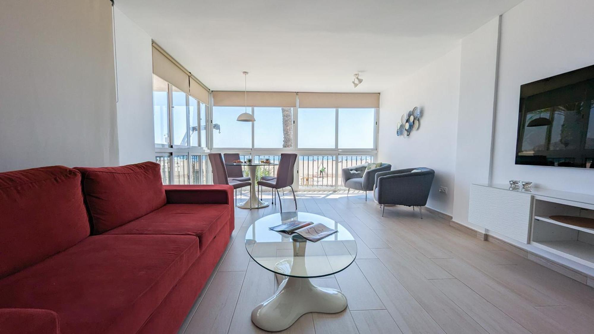 Esmeralda Sea Front Apartment بينايدورم المظهر الخارجي الصورة