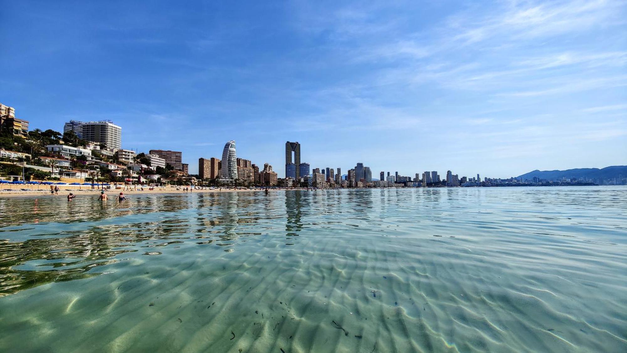 Esmeralda Sea Front Apartment بينايدورم المظهر الخارجي الصورة