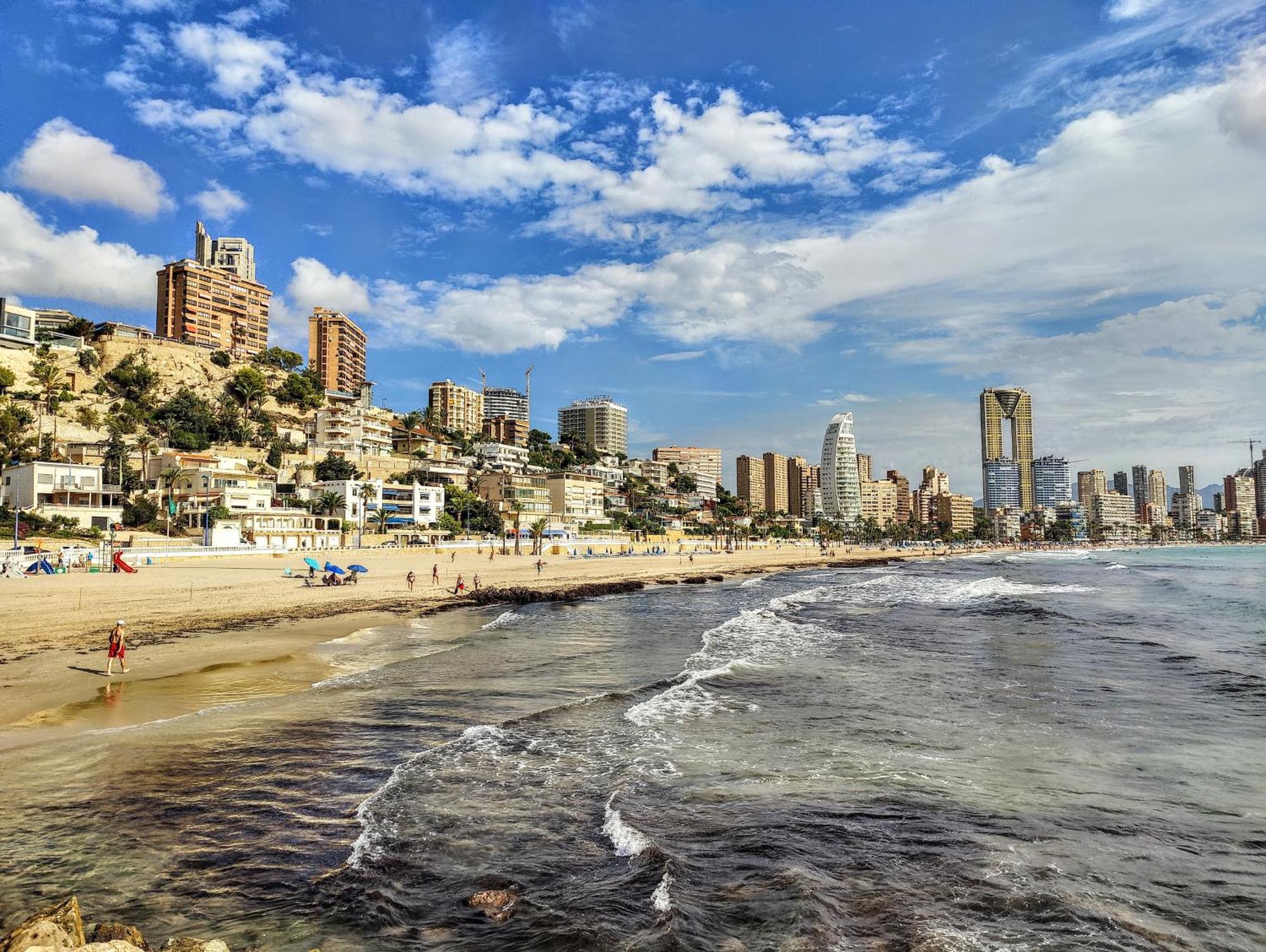 Esmeralda Sea Front Apartment بينايدورم المظهر الخارجي الصورة